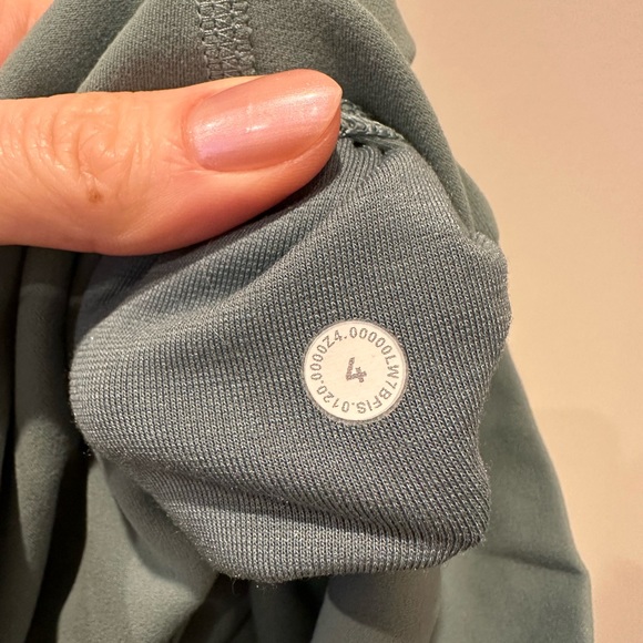 Lululemon Align Super High Rise Short 10" Desert Teal - Picture 7 of 8